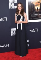 الممثلة جوليا باترز تصل لحضور العرض الأول لفيلم  The Fabelmans  خلال مهرجان معهد الفيلم الأمريكي 2022 في هوليوود، كاليفورنيا - ا ف ب