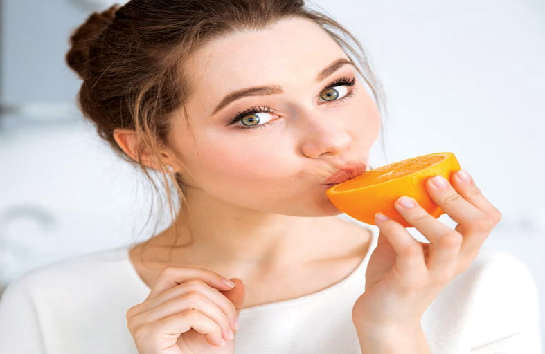البرتقال يساعد على تخفيض الوزن وإبطاء الشيخوخة