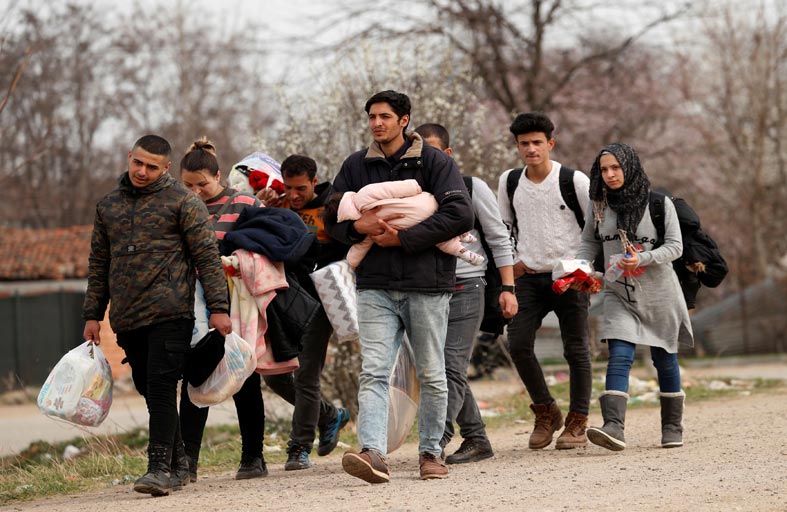 الاتحاد الأوروبي يدرس استقبال 1500 من المهاجرين الأطفال  