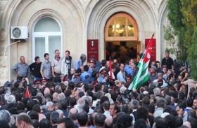 أبخازيا الانفصالية تنتخب رئيساً جديداً 