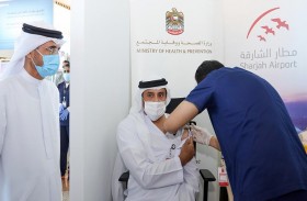 وزارة الصحة ووقاية المجتمع تعلن عن تطعيم العاملين في مطار الشارقة بالجرعة الأولى من لقاح كوفيد19-