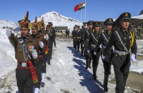  الهند والصين ترسلان مزيداً من القوات إلى حدودهما 