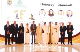 نهيان بن مبارك يُكرم الفائزين بالجائزة بدورتها السادسة عشرة 2024 ويرحب بوزراء الزراعة في الدول المنتجة للتمور 