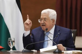 الحكومة الفلسطينية تدعم قرار عباس بالخروج من الاتفاقات مع إسرائيل