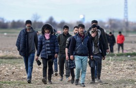 حرب كلامية بين اليونان وتركيا مع تدفق المهاجرين  