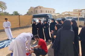 198 طالباً وطالبةً من جامعة الإمارات شاركوا بأعمال تطوعية