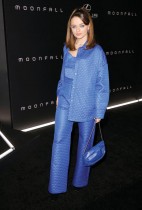 جوي كينج خلال حضورها العرض الأول لفيلم (Moonfall) في لوس أنجلوس، هوليوود. ا ف ب