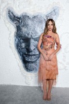 الممثلة الأمريكية آنا لور لدى حضورها العرض الأول لفيلم «الهاتف الأسود 2» في مسرح TCL الصيني في هوليوود. ا ف ب