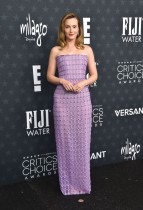 الممثلة الأمريكية ليتون ميستر لدى حضورها حفل توزيع جوائز اختيار النقاد السنوي الـ31 في باركر هانغار، كاليفورنيا. ا ف ب