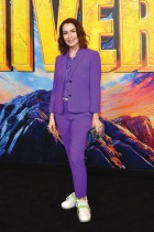 الممثلة والمغنية الأمريكية فيليسيا داي لدى حضورها العرض الأول للمسلسل الكوميدي «ستيوارت يفشل في إنقاذ الكون» في لوس أنجلوس. «ا ف ب» 
