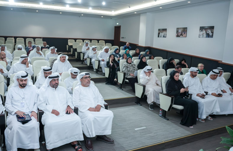 جمعية الصحفيين الإماراتية تعقد العمومية العادية وتستعرض أنشطتها وسط إشادة واسعة من الأعضاء 