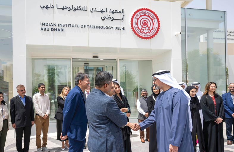 خالد بن محمد بن زايد يشهد افتتاح المعهد الهندي للتكنولوجيا دلهي – أبوظبي وإطلاق شراكات تعليمية لتعزيز التعليم العالي في الإمارة 