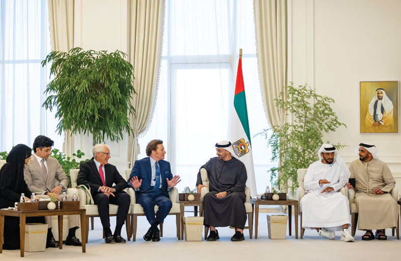 رئيس الدولة يستقبل عدداً من المشاركين في المؤتمر العالمي للحفاظ على الطبيعة 2025 