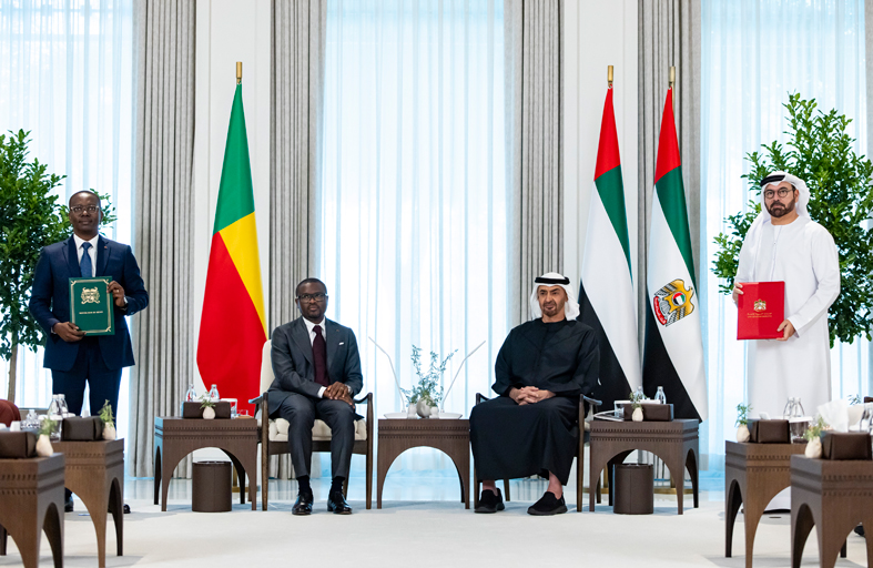 رئيس الدولة ورئيس بنين يشهدان إعلان اتفاقية الشراكة الاقتصادية الشاملة بين البلدين 