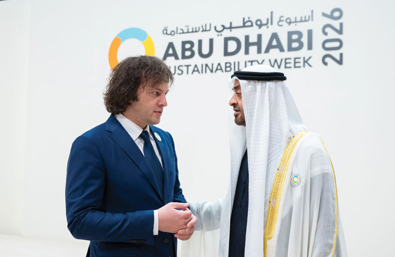 رئيس الدولة يؤكد على الدور المحوري للإمارات في بناء جسور التعاون وترسيخ دعائم التنمية المستدامة في العالم 