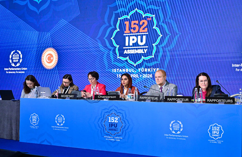 ميرة السويدي تترأس اجتماع لجنة التنمية المستدامة خلال اجتماعات الاتحاد البرلماني الدولي في إسطنبول 