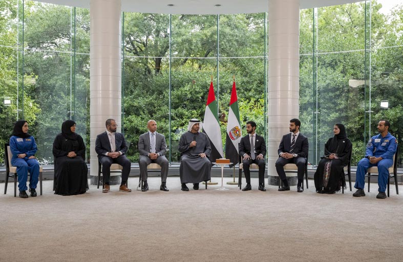 رئيس الدولة: العالم اليوم يتقدم بسرعة كبيرة في التكنولوجيا والثروة في المستقبل هي ثروة العلم والمعرفة 