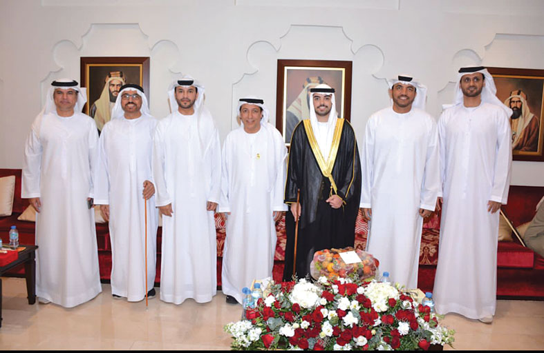 الشيوخ والأعيان في أفراح البستكي والسعدي بمجلس المشرف بأبوظبي 