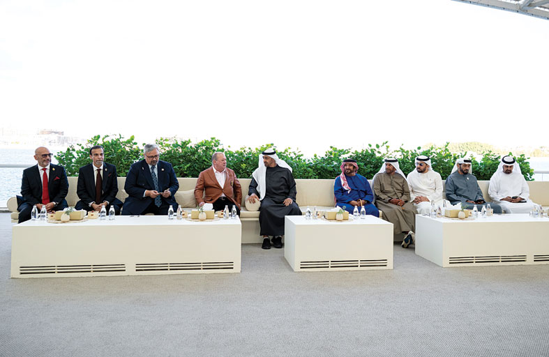 رئيس الدولة يبحث مع ملك ماليزيا أوجه التعاون بين البلدين 