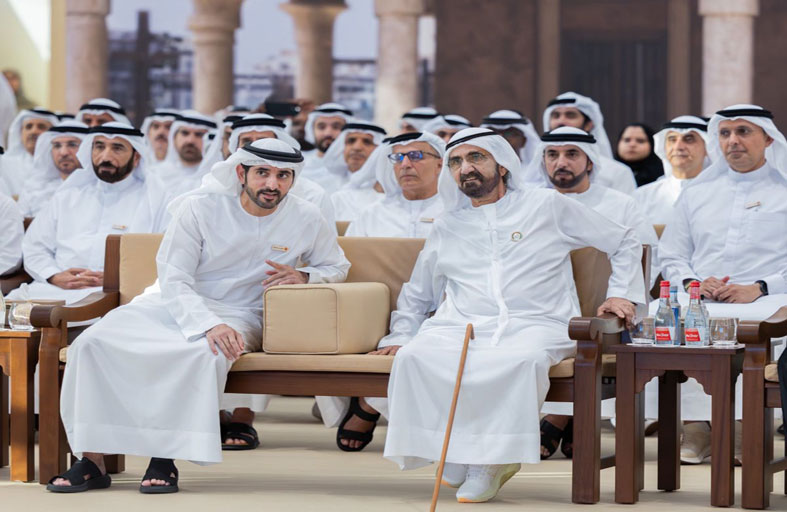 محمد بن راشد يكرّم الفائزين في جائزة «إرث دبي» 