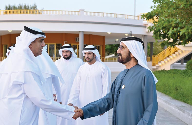 محمد بن راشد يستقبل المهنئين بشهر رمضان المبارك 