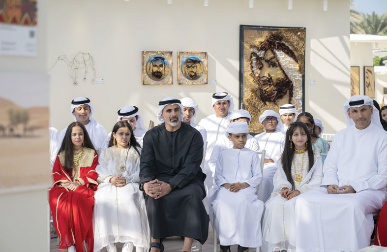 خالد بن محمد بن زايد يزور المعرض الفني الطلابي «وطني إبداعي» بمتحف اللوفر أبوظبي 