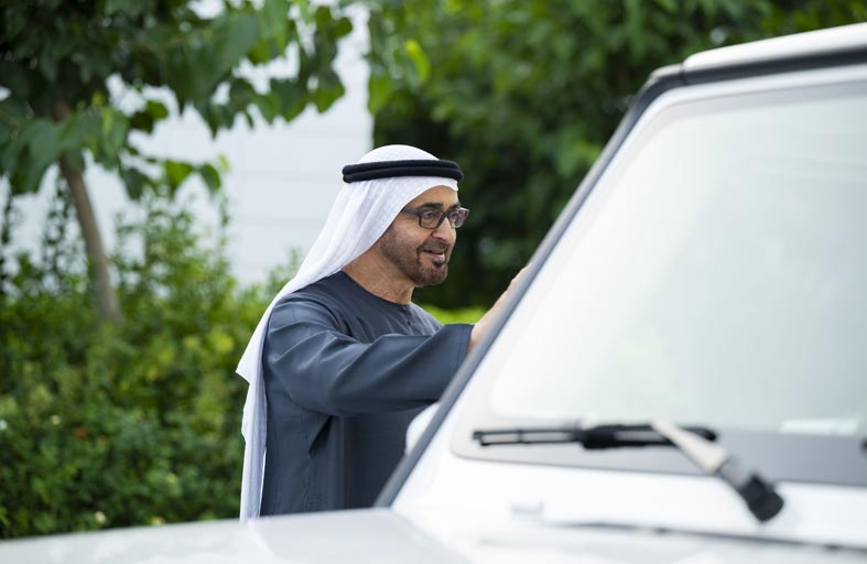 رئيس الدولة ومحمد بن راشد يبحثان القضايا التي تهم شؤون الوطن والمواطن 