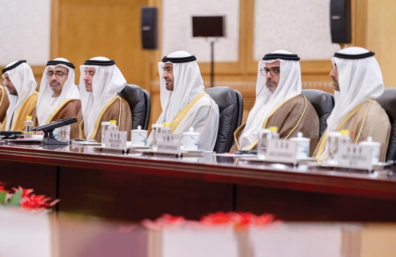 رئيس الدولة والرئيس الصيني يؤكدان على أهمية ترسيخ السلام والاستقرار في العالم وتسوية الصراعات بالحوار 