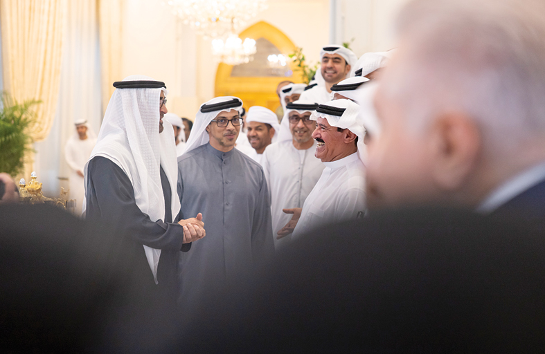 رئيس الدولة: الرياضات التراثية تمثل عنصراً أصيلاً من روافد الموروث الثقافي والتراثي الإماراتي  