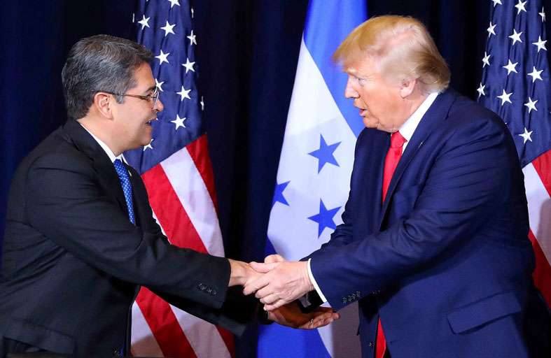  في 25 صفحة غُموضٌ  يَكْتَنِفُ لائحةَ الاتهام المُوجهة ضد رئيس الدولة الفنزويلي 