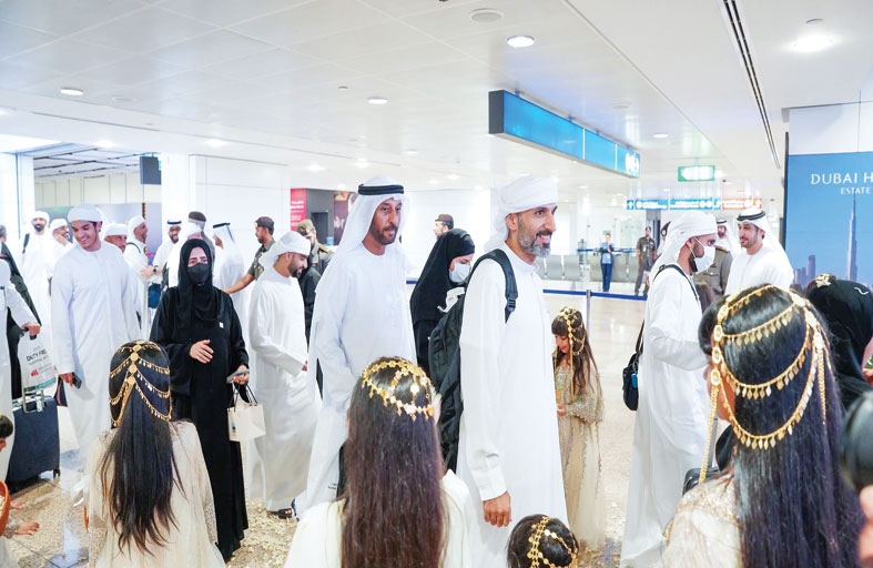«إقامة دبي» تستقبل الحجاج العائدين بشعار «الإمارات ترحب بعودة الحجاج» 