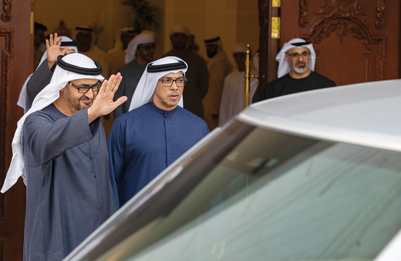 رئيس الدولة ومحمد بن راشد يبحثان شؤون الوطن والمواطن وتعزيز مسيرة الدولة التنموية 