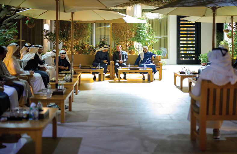 رئيس الدولة وملك الأردن يؤكدان ضرورة الوقف الفوري للتصعيد وتغليب الحوار والدبلوماسية 