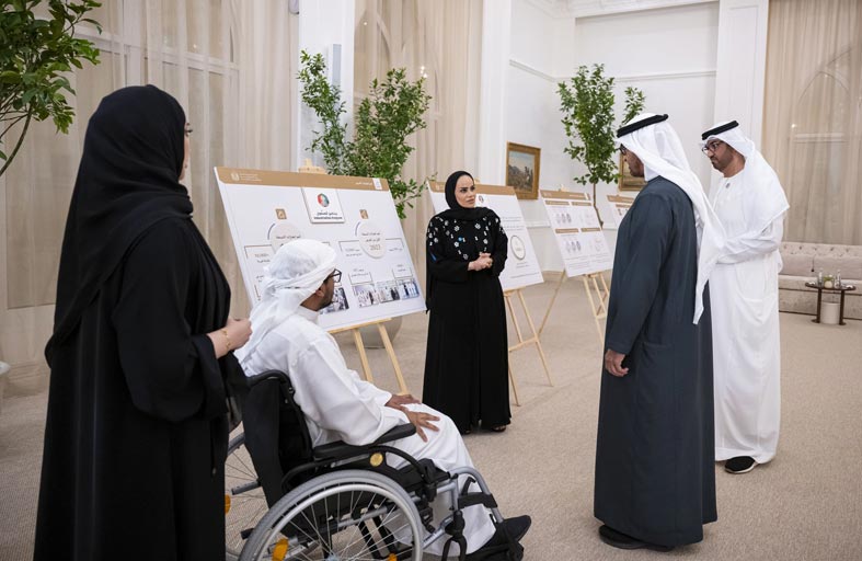 رئيس الدولة: تعزيز القطاع الصناعي بكفاءات وطنية نوعية مؤهلة من أهم أولوياتنا  