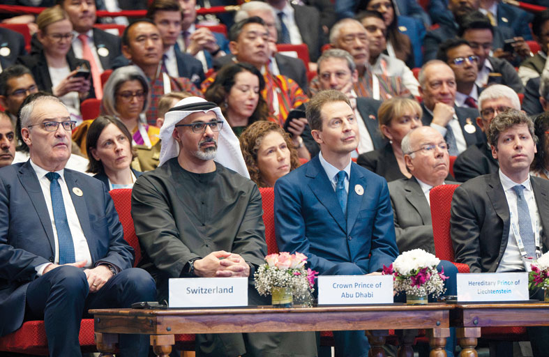 ولي عهد أبوظبي يحضر الجلسة الافتتاحية لـ «قمة تأثير الذكاء الاصطناعي» في نيودلهي 