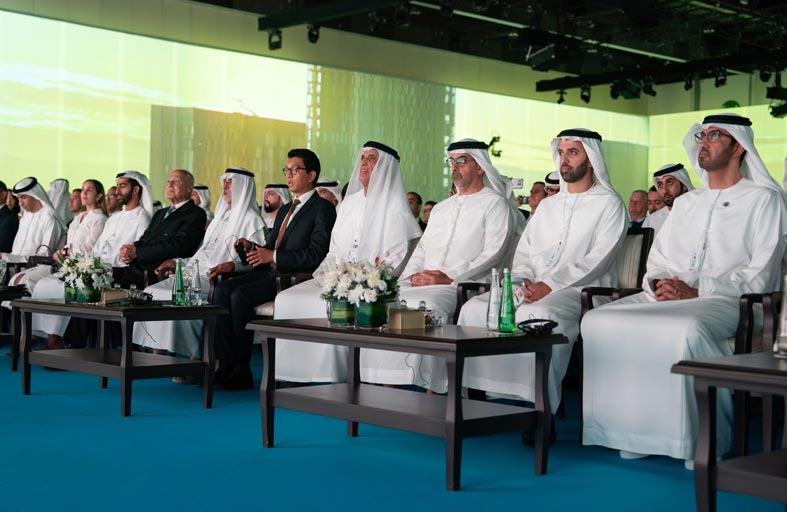 سعود بن صقر: الإمارات قادرة على صياغة مشهد استثماري جديد يتصف بالشمولية والاستدامة والعالمية 