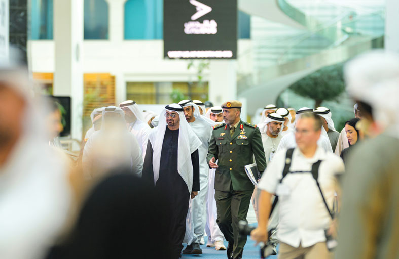 رئيس الدولة يؤكد على تعزيز موقع الإمارات مركزاً لتكنولوجيا المستقبل وابتكاراته 