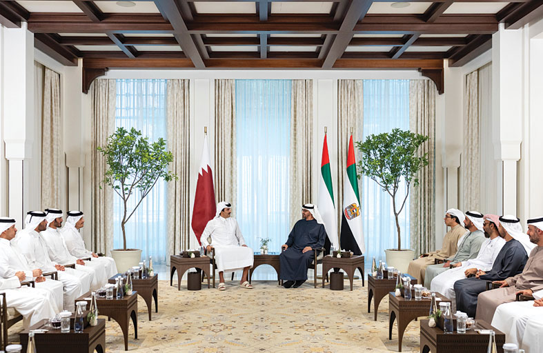 رئيس الدولة وأمير قطر يبحثان في أبوظبي العلاقات الأخوية والتطورات الإقليمية والدولية  