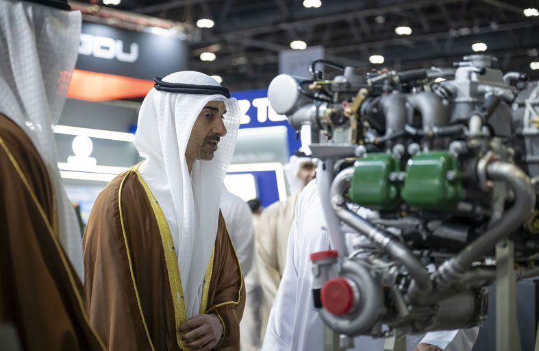 حمدان بن محمد بن زايد يفتتح معرضي «يومكس» و«سيمتكس» 2026 