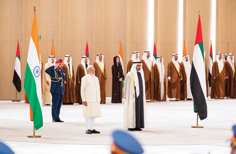 رئيس الدولة ورئيس وزراء الهند يبحثان تعزيز الشراكة الإستراتيجية الشاملة بين البلدين والتطورات الإقليمية 