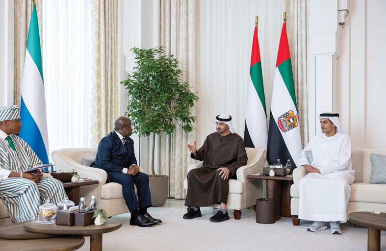 رئيس الدولة ورئيس سيراليون يؤكدان أهمية تعزيز الاستقرار والسلام في المنطقة والعالم  