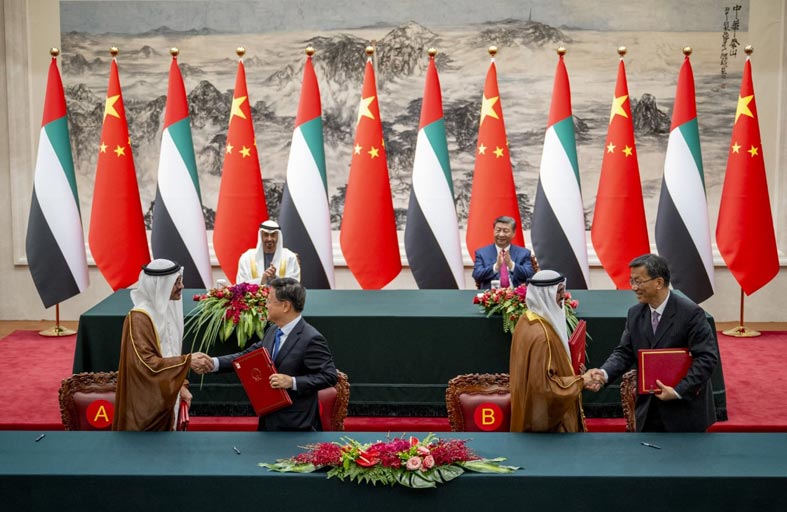 رئيس الدولة والرئيس الصيني يشهدان توقيع اتفاقيات ومذكرات تفاهم بين البلدين 