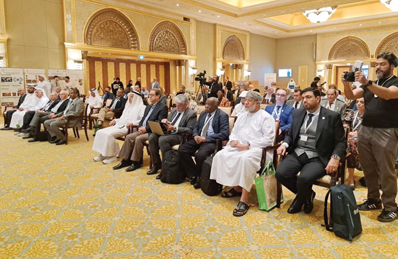 انطلاق أعمال المؤتمر الدولي الثامن لنخيل التمر 2026 بمشاركة نخبة العلماء والخبراء من مختلف دول العالم 