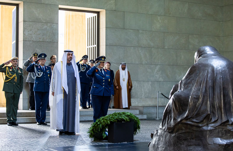 في إطار»زيارة دولة» إلى ألمانيا .. رئيس الدولة يزور النصب التذكاري المركزي في برلين 