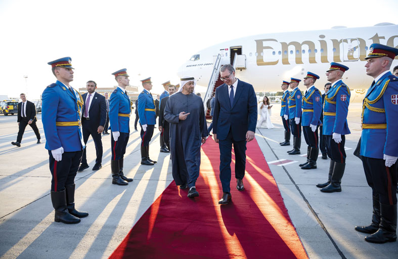 رئيس الدولة يبحث مع الرئيس الصربي تعزيز الشراكة الإستراتيجية الشاملة بين البلدين 
