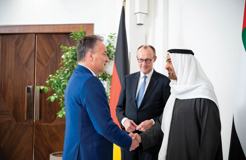 رئيس الدولة والمستشار الألماني يؤكدان أهمية تعزيز أسباب الاستقرار في المنطقة والعالم  