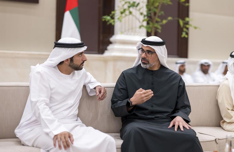 ولي عهد أبوظبي  يستقبل ولي عهد دبي 