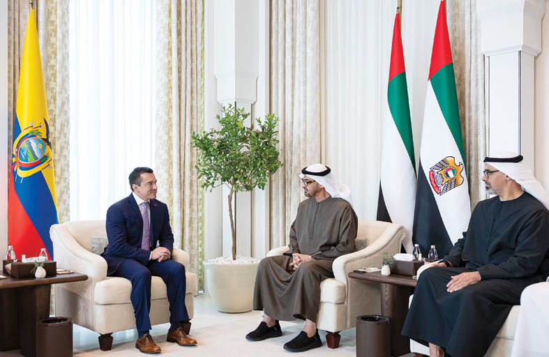 رئيس الدولة ورئيس الإكوادور يؤكدان أهمية تعزيز السلام والاستقرار في المنطقة والعالم وتسوية النزاعات عبر الحوار 