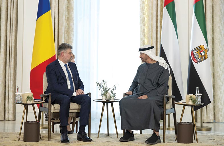 رئيس الدولة ورئيس وزراء رومانيا يبحثان علاقات البلدين ويشهدان إعلان مذكرات تفاهم 