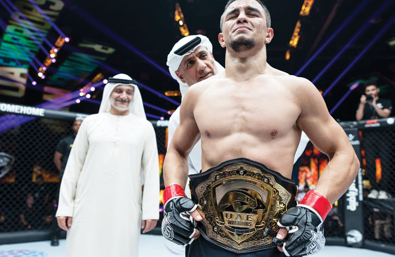 الصومالي أبوبكر والأذري شاربوف يتوجان بلقب دولية «محاربي الإمارات» 